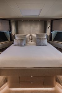 Sunseeker 76