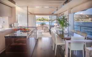 Sunseeker 76