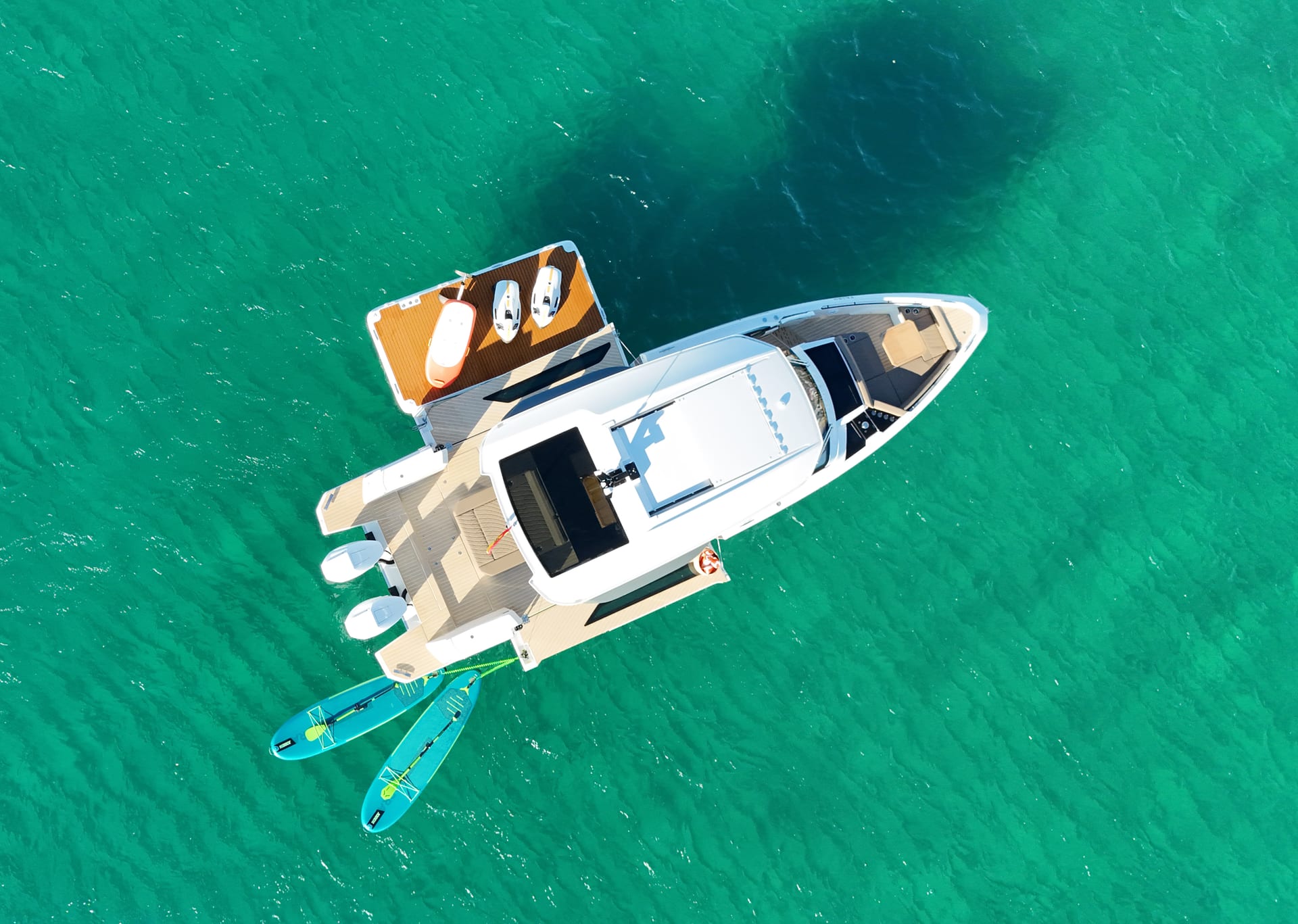 Bali — Luftaufnahme von oben mit Paddleboards