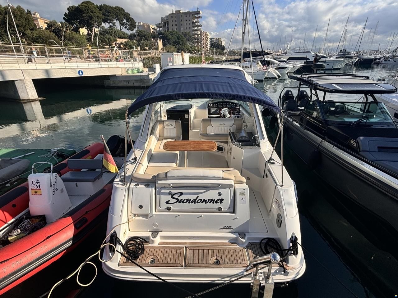 Sea Ray Sundancer 310 — Achterdeck und Badeplattform